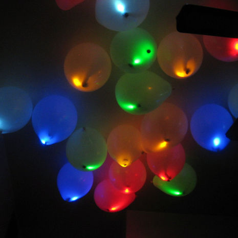 DIY Light Up Balloons